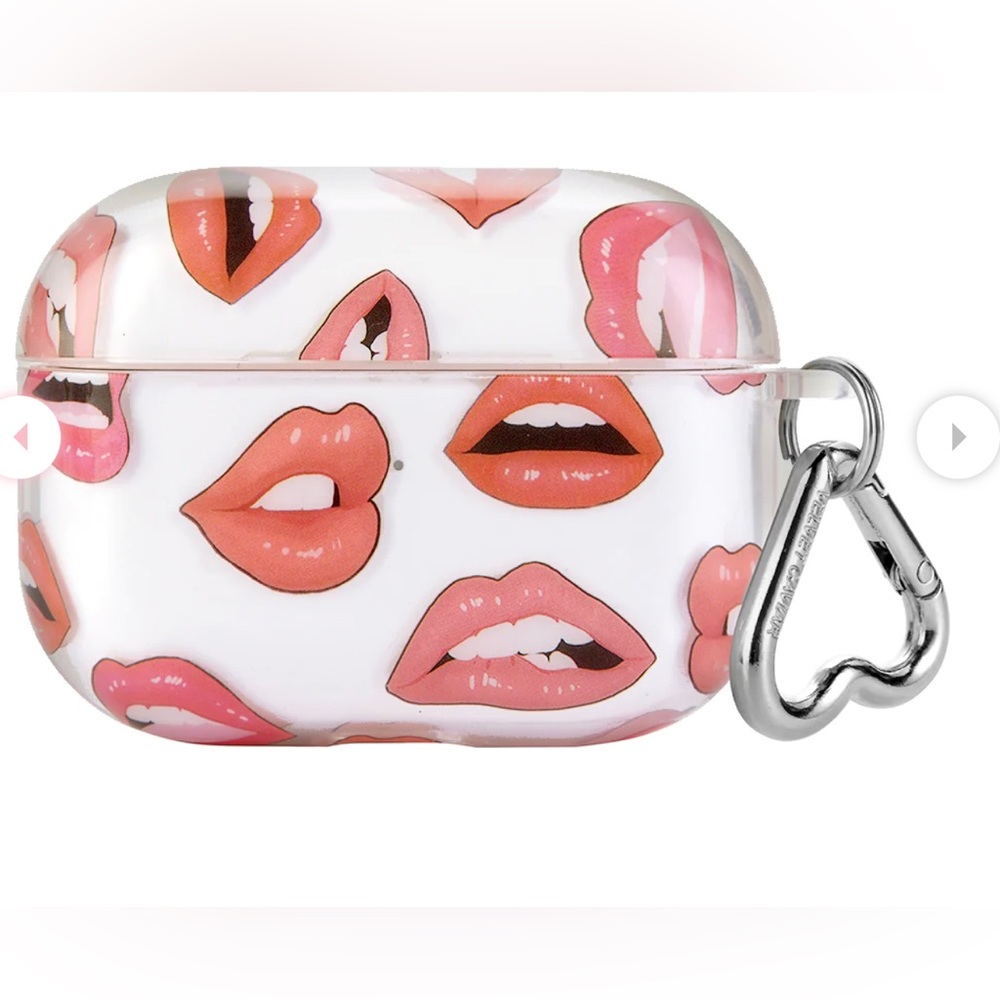 Nude lips AirPod Pro case